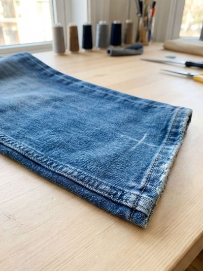 Подшить джинсы с сохранением оригинального шва